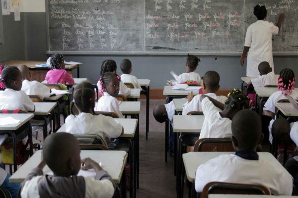 Mapeamento Das Escolas P Blicas De Angola Revela Grandes Obst Culos