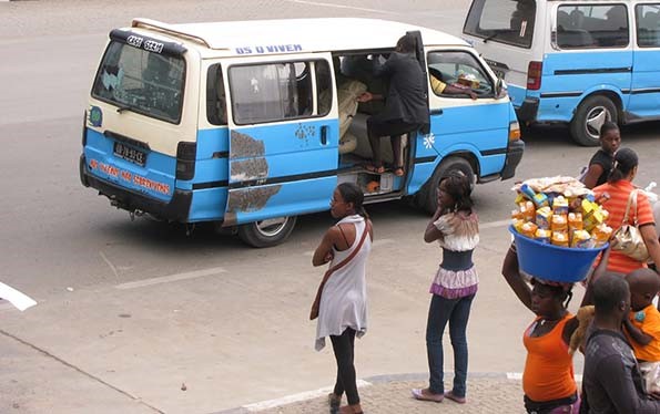 Estado De Emergência Faz ″desaparecer″ Táxis Em Luanda Taxistas Queixam Se De Falta De Locais 7798